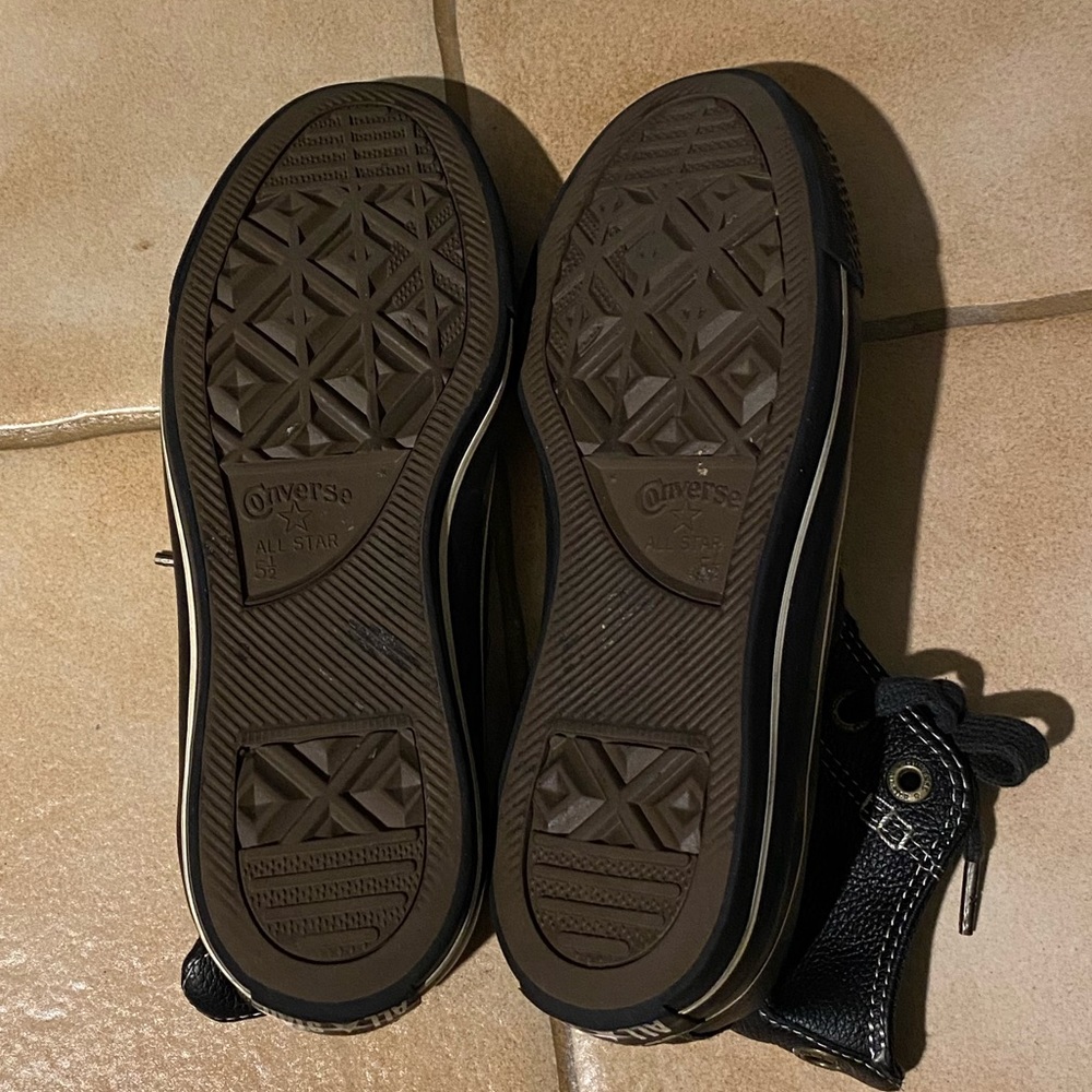Converse - Picture 6 of 6
